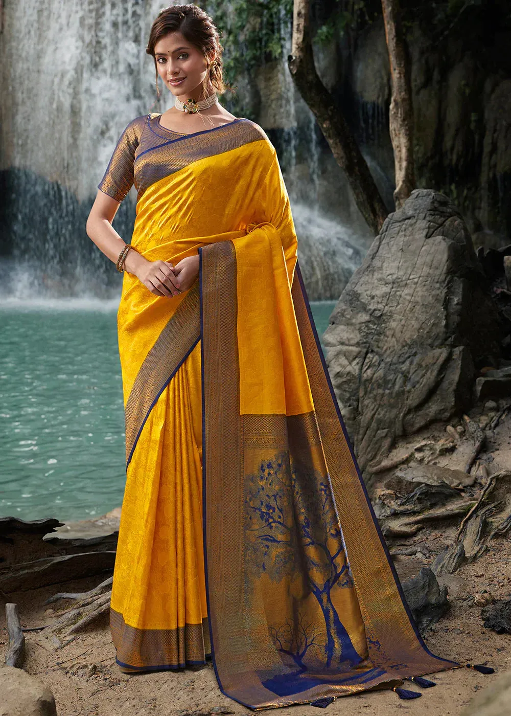 Aureolin Yellow Zari Woven Kanjivaram Silk Saree