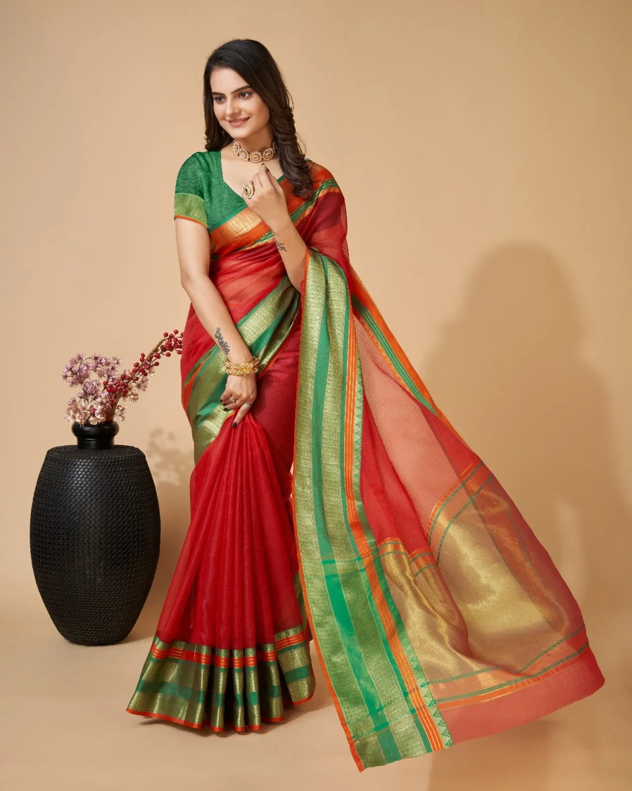 Women Casual Wear Kota Doriya(Semi Cotton) Saree with Un-Stitched Blouse