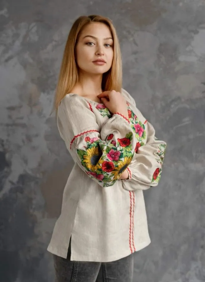 Women's blouse with sunflower embroidery